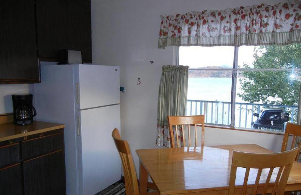 Clearlake Oaks Blue Fish Cove Resort מראה חיצוני תמונה
