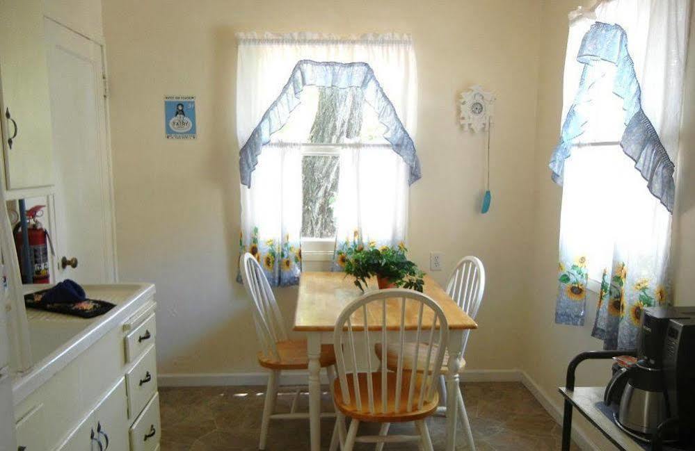 Clearlake Oaks Blue Fish Cove Resort מראה חיצוני תמונה