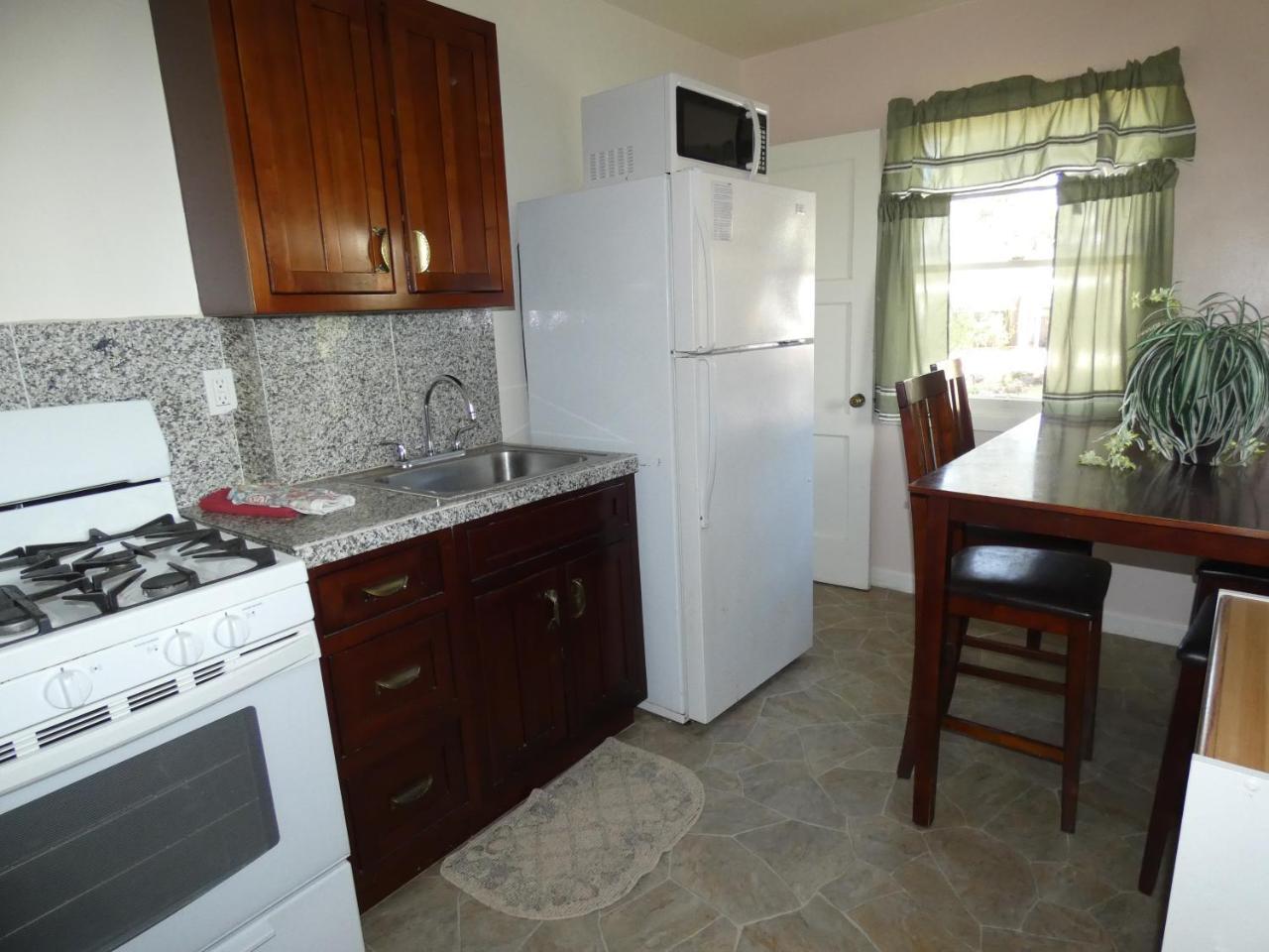 Clearlake Oaks Blue Fish Cove Resort מראה חיצוני תמונה